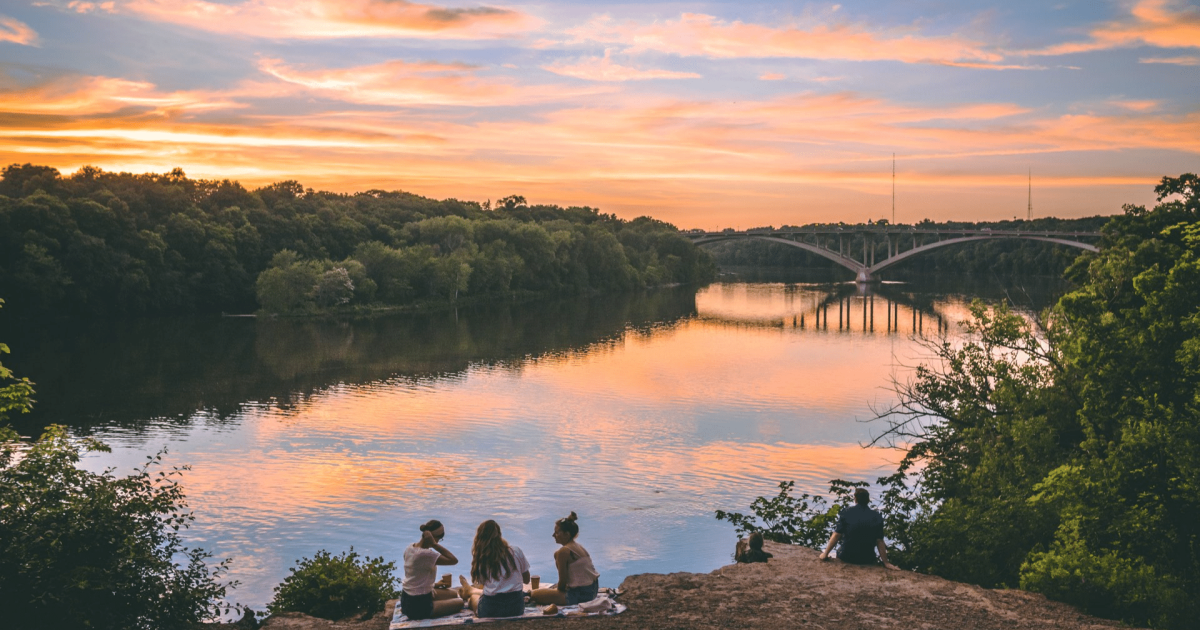 Picnic Spots with River Views Visit Saint Paul