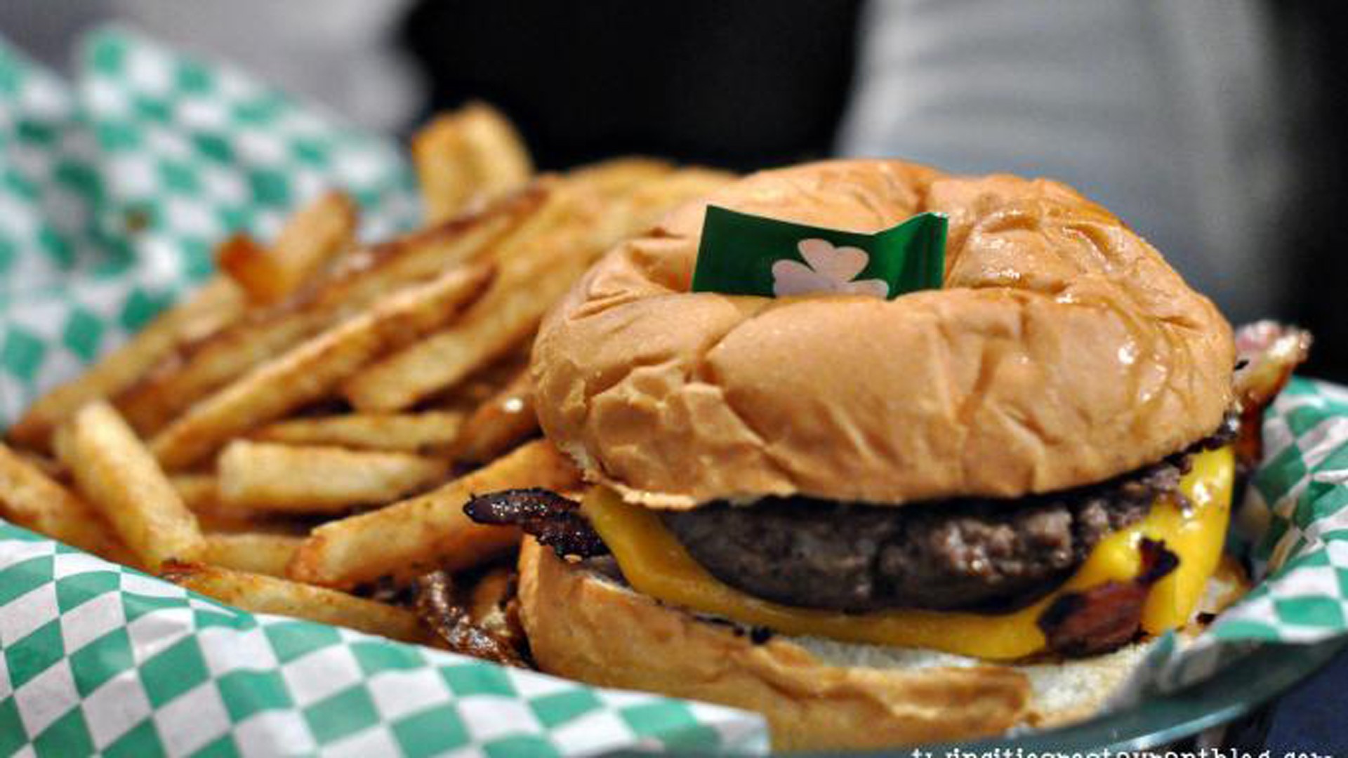 Casper & Runyon's Shamrocks | Visit Saint Paul